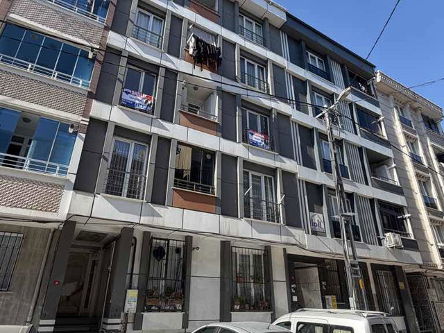 RE/MAX PRO YUSUF’TAN ESENYURT’TA 2+1 | BALKONLU | KREDİYE UYGUN DAİRE