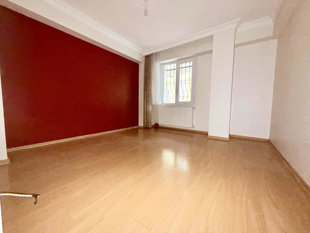 ÇEKMEKÖY MERKEZ MAH. KİRALIK 1+1 DAİRE