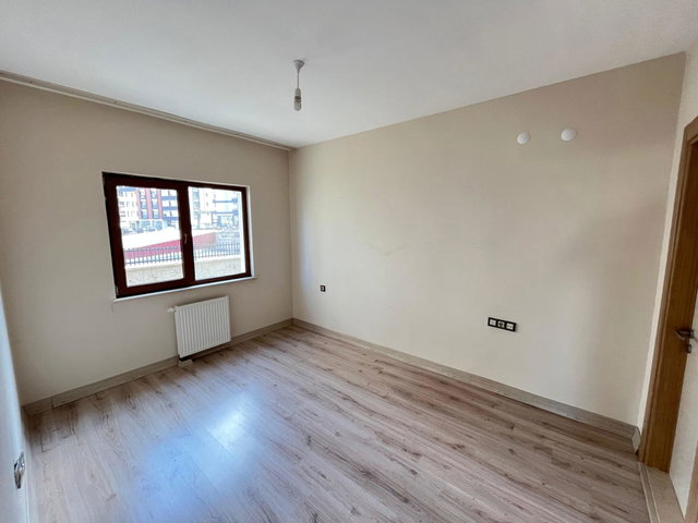 REMAX İLKE'DEN YILDIZKENT ZİRVE TOKİ'DE 3+1 KİRALIK DAİRE