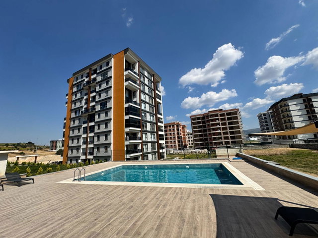 ÇANAKKALE MERKEZ KARACAÖREN ’DE BLUE LİFE SİTESİ ’NDE SATILIK 2+1 DAİRE