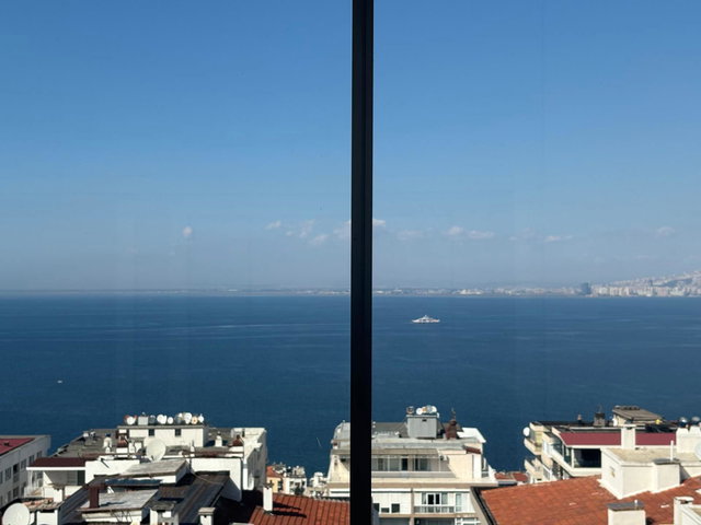 50 BASIN SİTESİ’NDE FUL DENİZ MANZARALI, TADİLATLI 4+1 SATILIK DAİRE