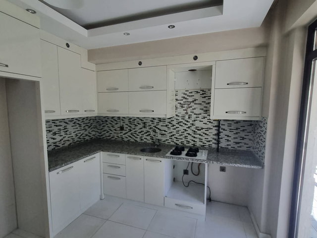 ZEYTINKÖY ESKI YOL ALTINDA PARK KARŞISI 3 +1 KIRALIK DAIRE