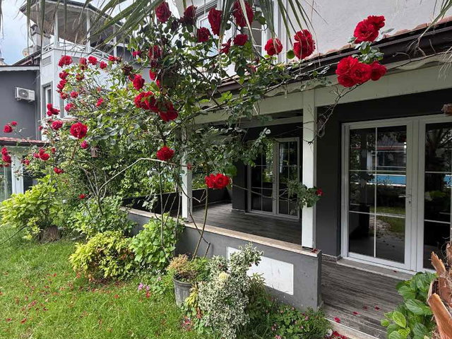 KIRKPINAR BAĞDAT CADDESİ'NDE 4+1 TRİPLEKS SİTE İÇİ VİLLA