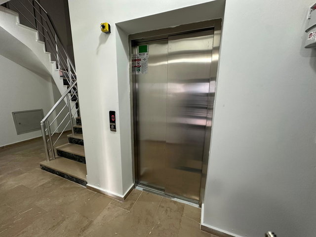 CUMHURİYET MAHALLESİ’NDE MODERN TASARIMLI, GENİŞ TERASLI 170 M² ÇATI DUBLEKSİ