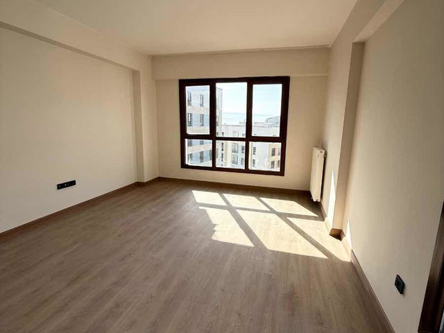 İZMİT CEDİT TOKİ KONUTLARINDA 2+1 KİRALIK DAİRE