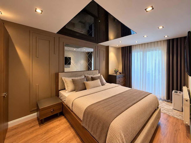 ACİL METROBÜSE YAKIN KOMPLE YAPILI NOVERİSTTE SATILIK 2+1 DAİRE