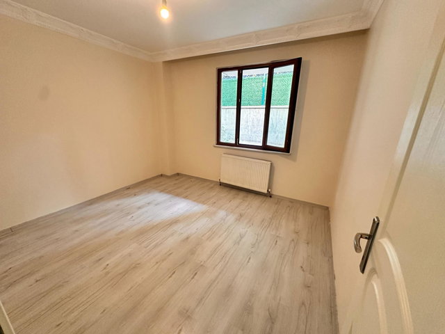 ARNAVUTKÖY METRONUN DİBİNDE 2+1 KİRALIK DAİRE