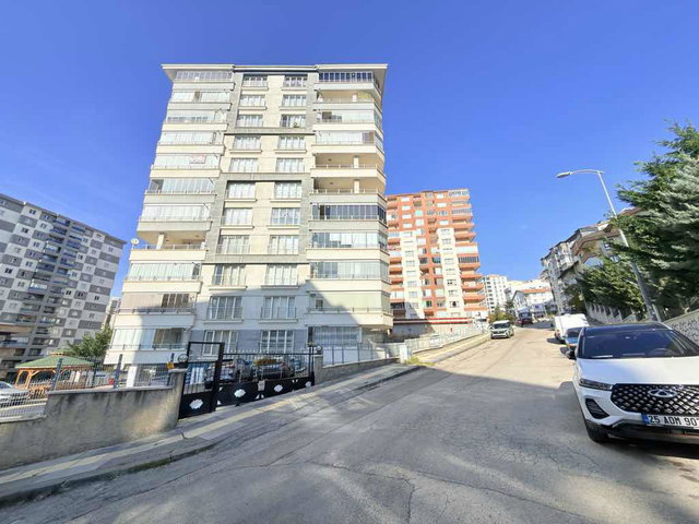 METRO YAKINI FULL+FULL YAPILI VE EKSİKSİZ SIFIR EŞYALI 3+1 165 M2 KİRALIK DAİRE