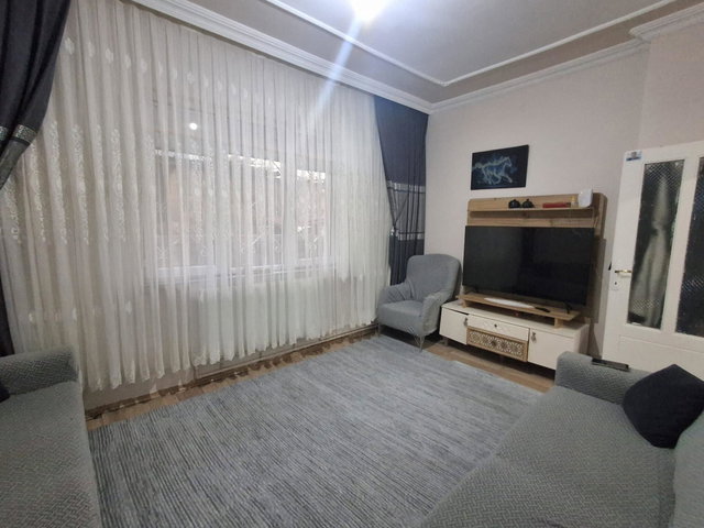 REMAX İLKE'DEN SANAYİ'DE 3+0 SATILIK TAPULU BODRUM DAİRE