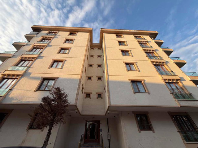 RE/MAX LOTUS EREN YILDIRIM I SATILIK 2+1 BALKONLU BOŞ DAİRE I