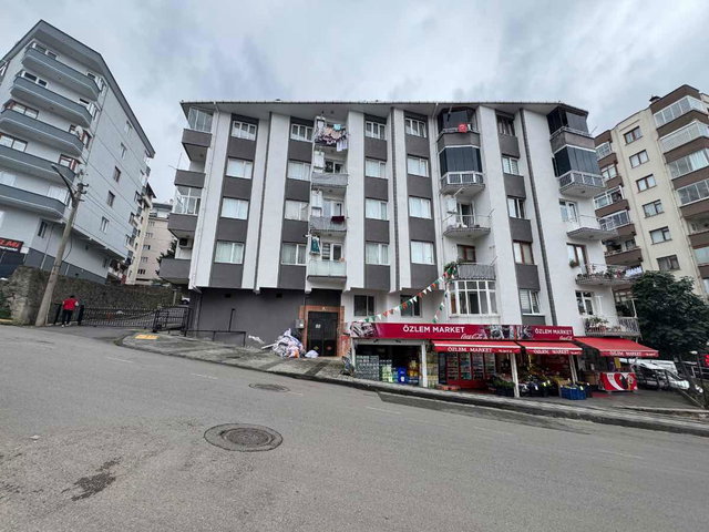 BEŞIRLI ÖZLEM SITESI MERKEZI KONUM 3+1 SATILIK DAIRE