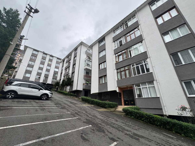 BEŞIRLI ÖZLEM SITESI MERKEZI KONUM 3+1 SATILIK DAIRE