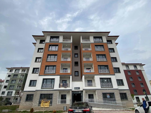REMAX ARTIS'DEN ILICA TOKILER'DE KIRALIK 2+1 DAIRE