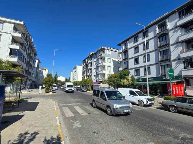 YILDIRIM MAHALLESİNDE SATILIK YÜKSEK GİRİŞ 2+1 DAİRE
