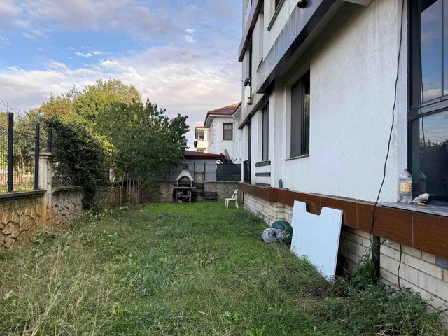 REMAX DESIGN GÜNEŞLER YENİ MAHALLEDE SATILIK 2+1 DAİRE