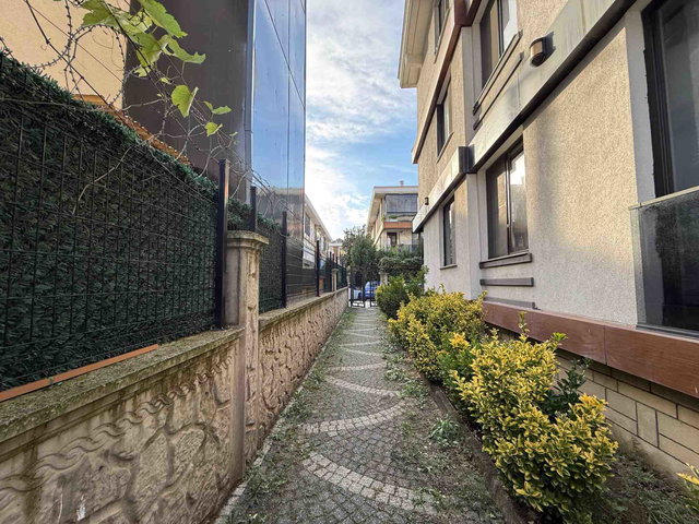REMAX DESIGN GÜNEŞLER YENİ MAHALLEDE SATILIK 2+1 DAİRE