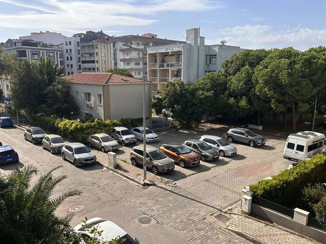BOSTANLI DERE YAKINI PARK CEPHELİ 3+1 ARA KAT FERAH SATILIK DAİRE