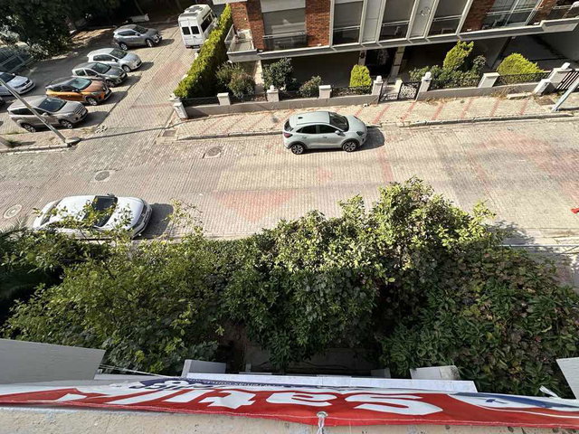 BOSTANLI DERE YAKINI PARK CEPHELİ 3+1 ARA KAT FERAH SATILIK DAİRE