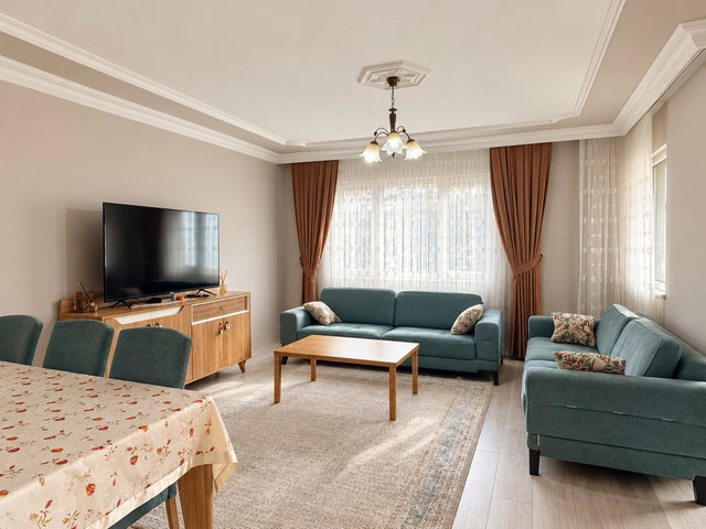 SEYRAN SİTESİ CADDE ÜZERİNDE, DENİZ MANZARALI, YENİLENMİŞ 3+1