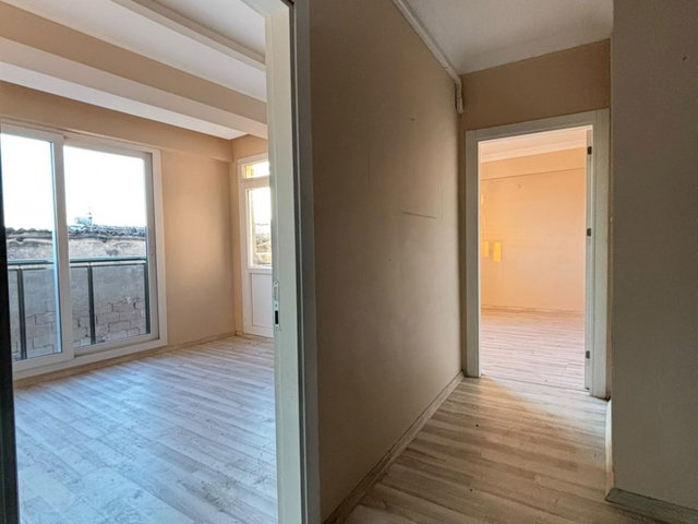 ÖDEMİŞ TÜRKMEN MAH’DE 2+1 ARA KAT BALKONLU SATILIK DAİRE