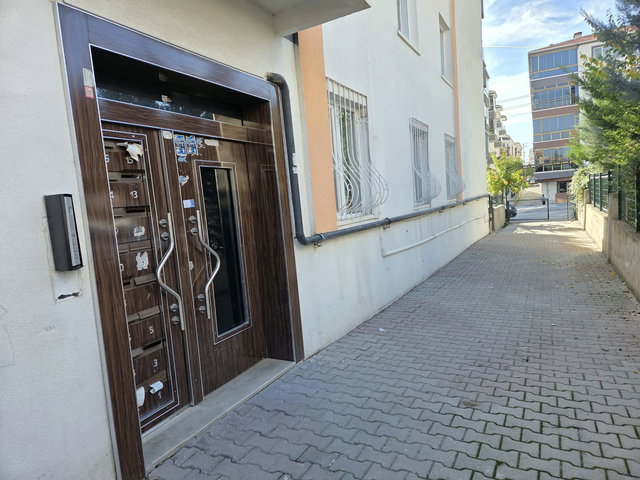 FEVZİ ÇAKMAKTA ASANSÖRLÜ EBEVEYN BANYOLU KİRALIK 3+1 DAİRE