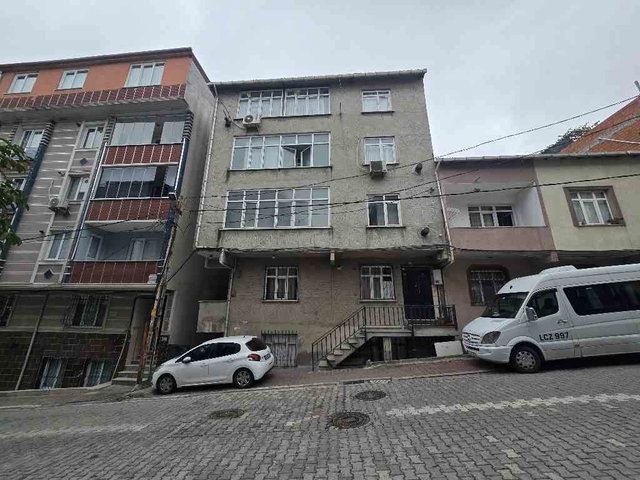 REMAX HEDEF'TEN ESENYURT’TA 2+1 | 90 M² NET |2. KAT | BALKONLU | DOĞALGAZ KOMBİLİ KİRALIK DAİRE