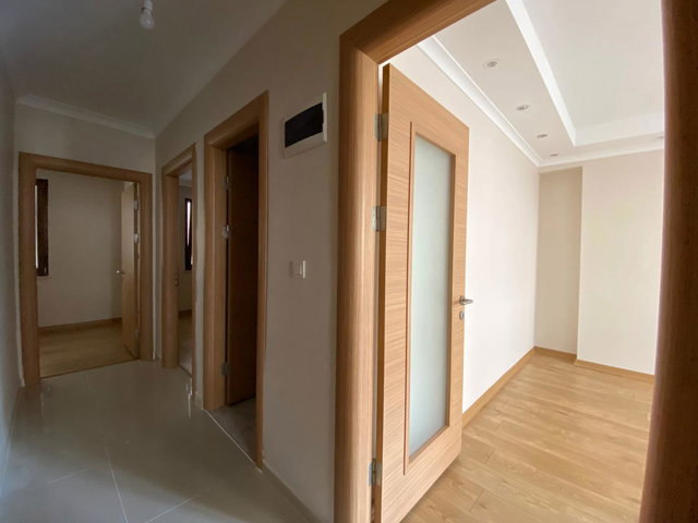 ÇEKMEKÖY ÇAMLIK ’TA METROYA YAKIN KİRALIK 2+1 DAİRE
