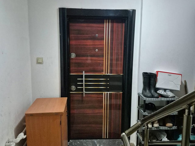DİKİLİ’DE EŞYASIZ KİRALIK 2+1  DAİRE