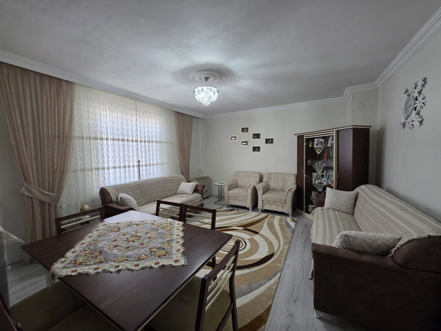 İNCİRTEPE MH, GENİŞ FERAH AYDINLIK DAİRE 2+1