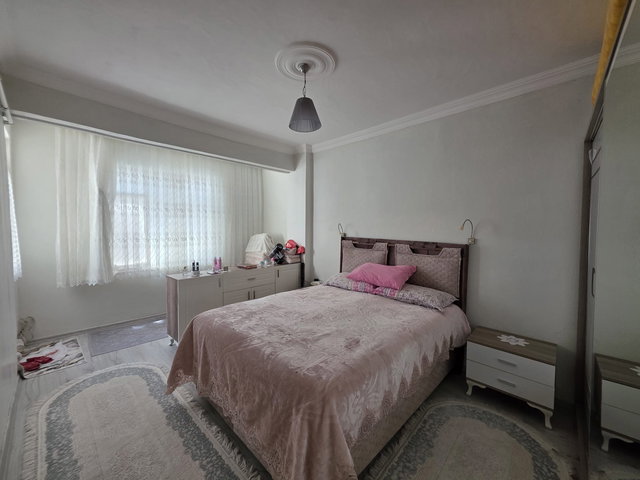 İNCİRTEPE MH, GENİŞ FERAH AYDINLIK DAİRE 2+1