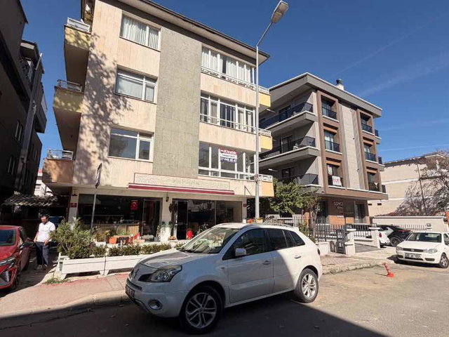 ÇANKAYA ATAKULE YAKINI PROF. DR. AZİZ SANCAR CAD. ÜZERİNDE KİRALIK 2+1 DAİRE
