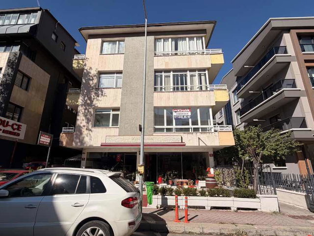 ÇANKAYA ATAKULE YAKINI PROF. DR. AZİZ SANCAR CAD. ÜZERİNDE KİRALIK 2+1 DAİRE