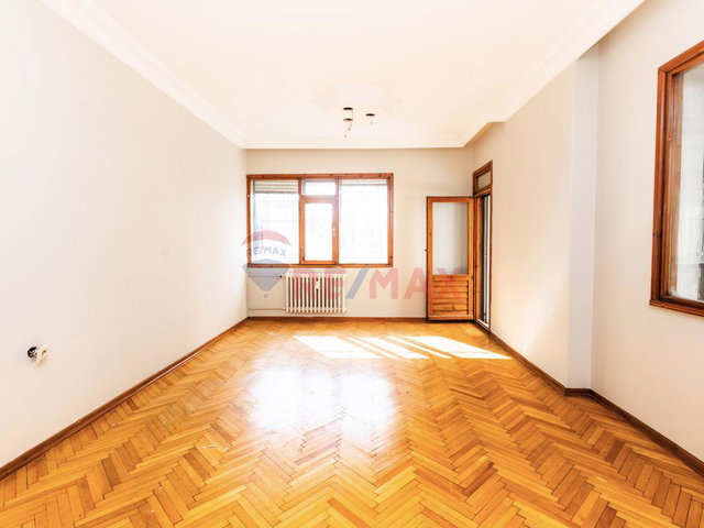 ZİVERBEY MİNÜBÜS CADDESİ ÜZERİNDE MERKEZİ KONUMLU 3+1 DAİRE