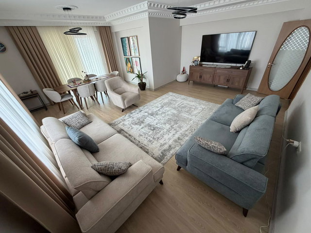 BAĞLICA'DA KIRALIK 11.KAT 3+1 DAIRE, 145M² NET, SITE İÇINDE