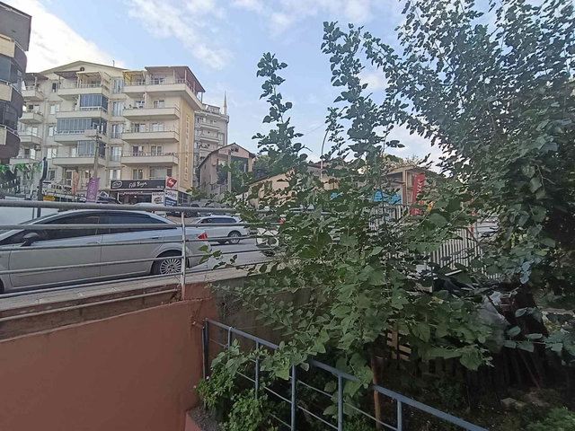 MERKEZİ KONUM SATILIK BAKIMLI KÖŞE 3+1 DAİRE