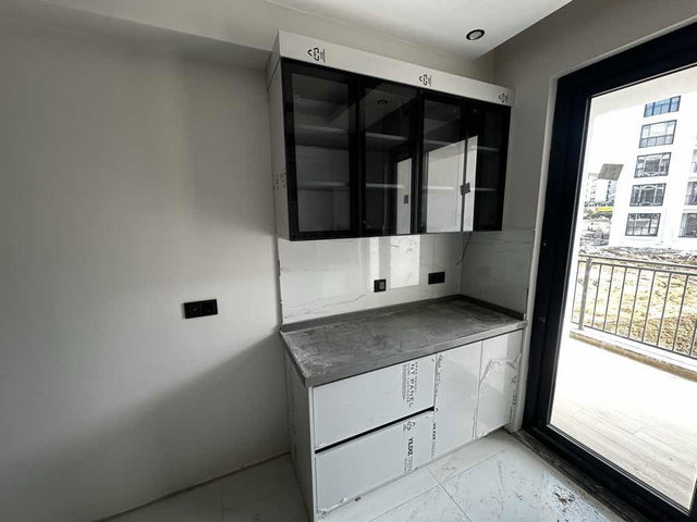 KARTEPE PRESTİJLİ SİTE İÇERİSİNDE SATILIK 3+1 ARA KAT DAİRE