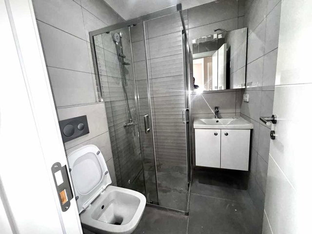 SATILIK DAİRE ESENKENT MALTEPE 3+1 DENİZ MANZARALI