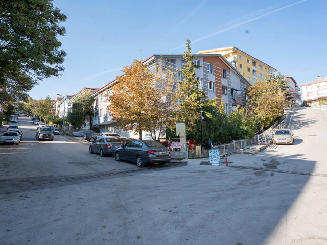 ÇANKAYA METİN OKTAY MAH’DE 3+1 | 140 M² NET | GÜNEY-BATI CEPHE | SON KAT
