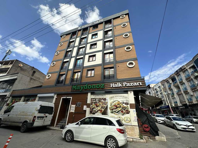 İZMİR BUCA’DA MERKEZİ KONUMLU EŞYALI 1+1 KİRALIK DAİRE