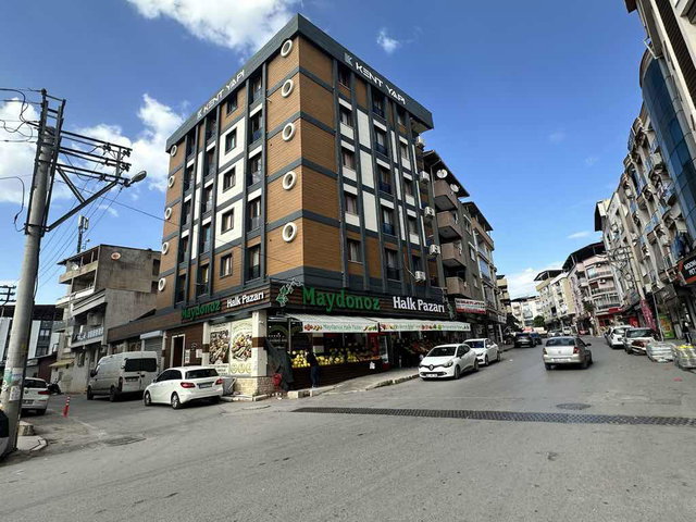 İZMİR BUCA’DA MERKEZİ KONUMLU EŞYALI 1+1 KİRALIK DAİRE