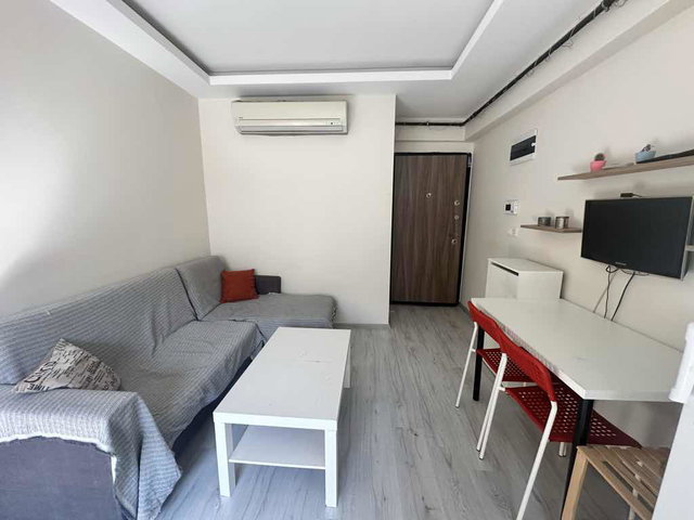 İZMİR BUCA’DA MERKEZİ KONUMLU EŞYALI 1+1 KİRALIK DAİRE