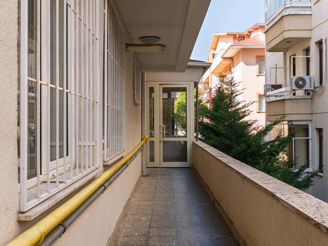 ŞÖLEN SOKAKTA SESSİZ SAKİN 1. KAT 3+1 DAİRE