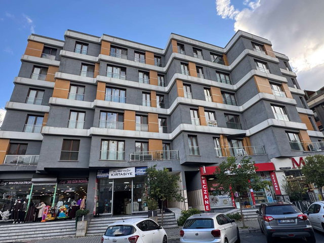 ALİBEYKÖY HALİÇ REZİDANS 1+1 70M² ÇİFT ASANSÖR, KAPALI OTOPARK, HAMAM, SAUNA ANKASTRE MUTFAK KLİMA