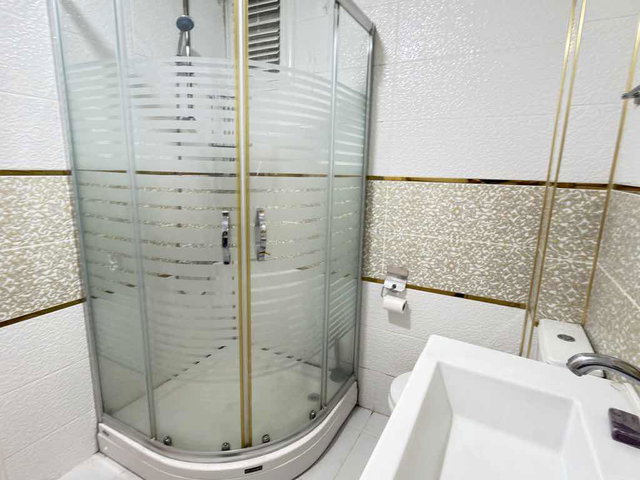 DERİNCE 60 EVLER MERKEZDE AİDATSIZ, FULL YAPILI, ÇİFT BALKONLU KİRALIK DAİRE