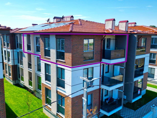 REMAX 3+1 115M² 3. KAT Y. ISITMA E. BANYOLU SITE İÇI