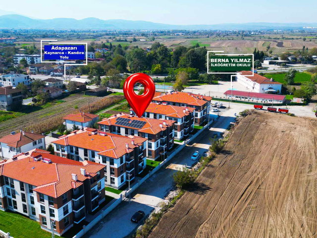 REMAX 3+1 115M² 3. KAT Y. ISITMA E. BANYOLU SITE İÇI