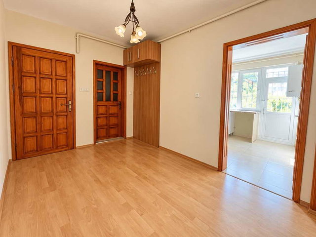REMAX BEYAZ YUNUSELİ MAHALLESİ'NDE GİRİŞ KAT 2+1 KİRALIK DAİRE