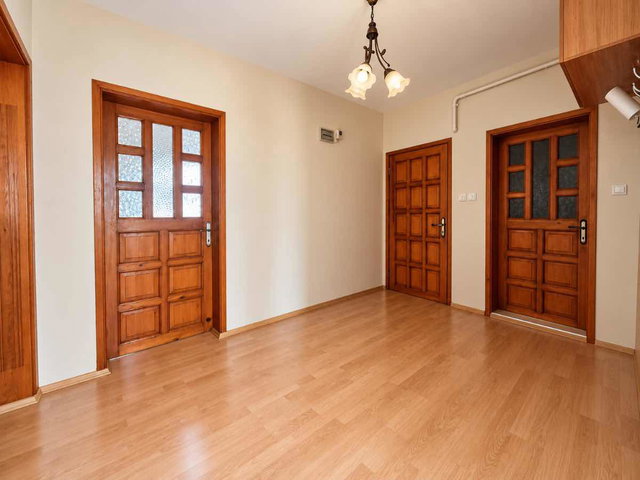 REMAX BEYAZ YUNUSELİ MAHALLESİ'NDE GİRİŞ KAT 2+1 KİRALIK DAİRE