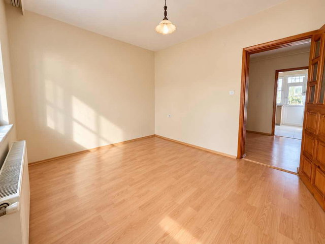 REMAX BEYAZ YUNUSELİ MAHALLESİ'NDE GİRİŞ KAT 2+1 KİRALIK DAİRE