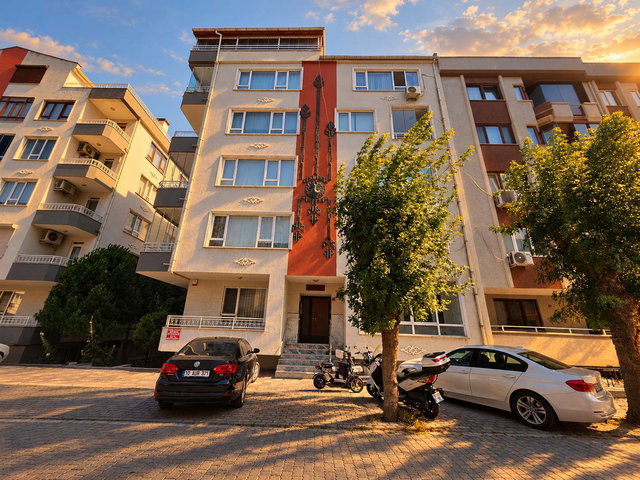 REMAX MID' DEN - ATATÜRK ILKOKULU YAKINI 3+1 SATILIK DAIRE